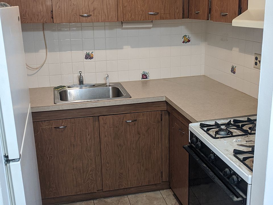 1st image of 1704 Chandler St Floor 1