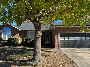 4230 Linden Ave, Springfield, MO 65804
