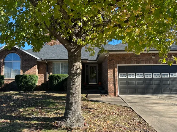 4230 Linden Ave, Springfield, MO 65804