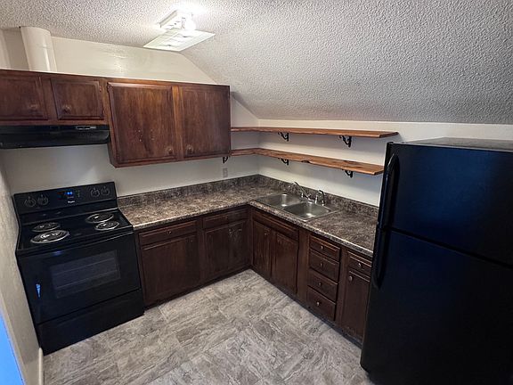 4th image of 1009 Buffalo St #5
