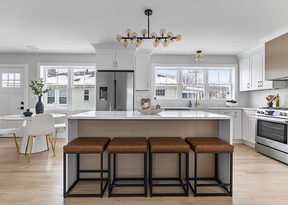 1st image of 124 Woodruff Ave #124