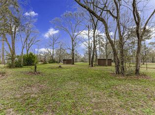 2357 W Rolling Hills Dr, Conroe, TX 77303