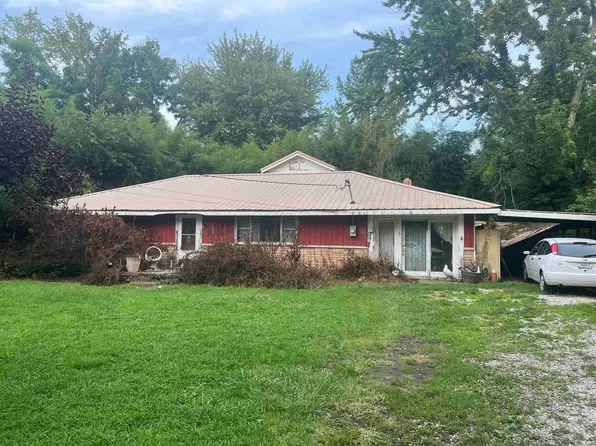 1487 1st St SE, Linton, IN 47441