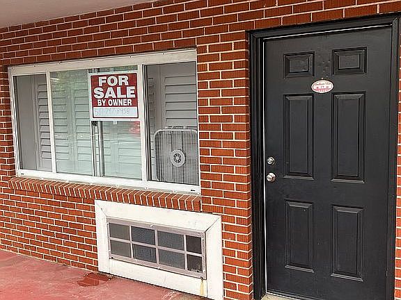 2nd image of 405 Dunwoody St APT 19