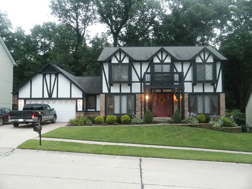 1st image of 118 Beaujolais Dr