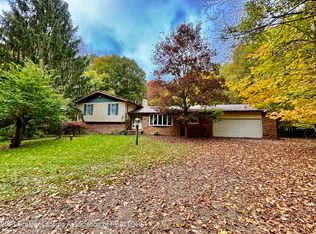 700 Gale Rd, Eaton Rapids, MI 48827