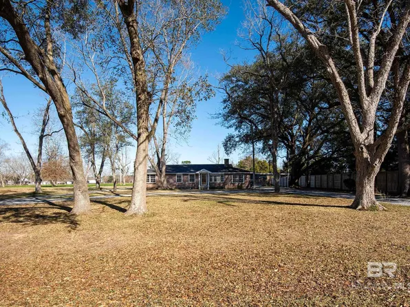 19989 County Road 62 N, Robertsdale, AL 36567