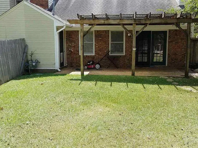 122 Amberwood Dr — Photo 14
