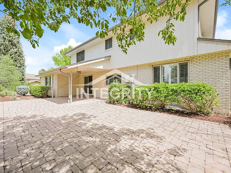 5051 W Portland Dr — Photo 36