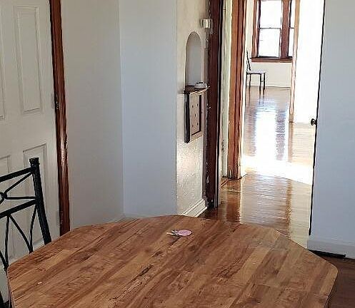 5th image of 8808-8810 Riverview Blvd