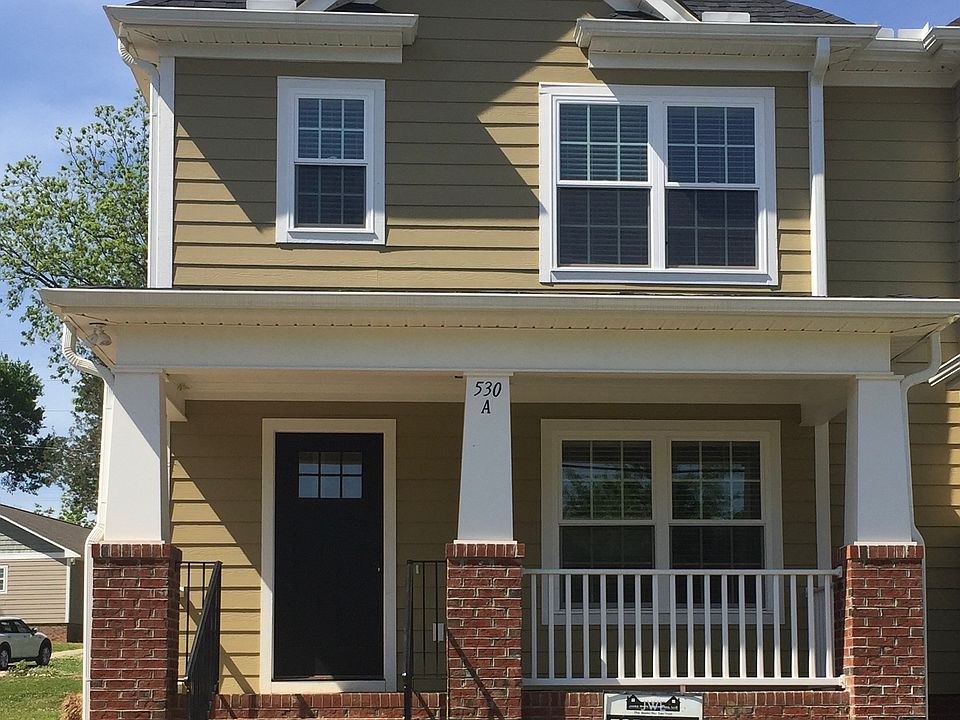 1st image of 530A Brawley St
