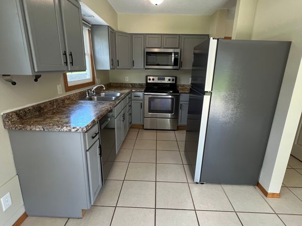 627 Welshire Dr APT B