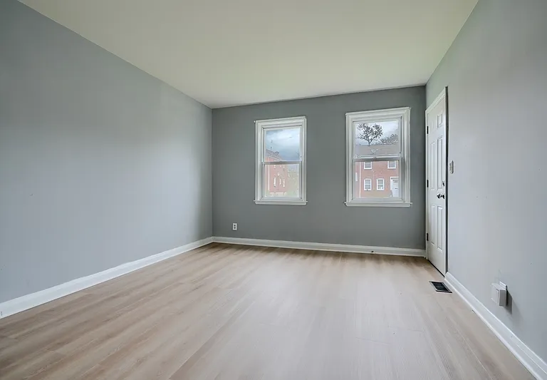2976 Cornwall Rd #1 — Photo 6