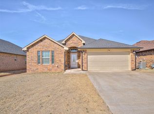 1004 Ridge Dr, Kingfisher, OK 73750