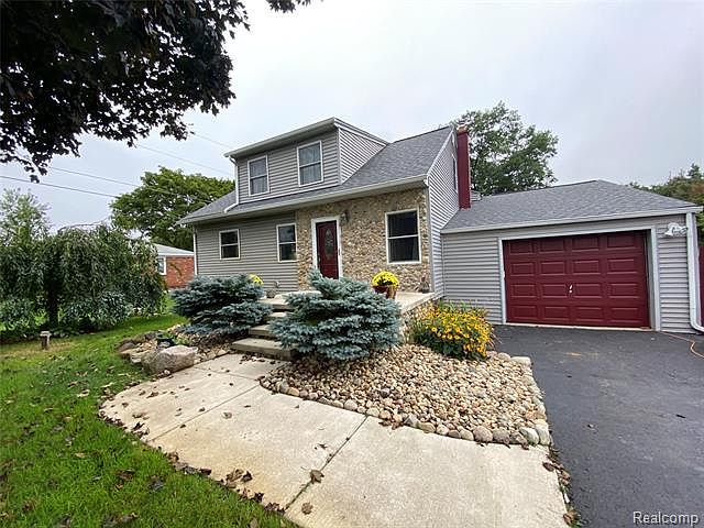 1st image of 7729 Lavon Dr