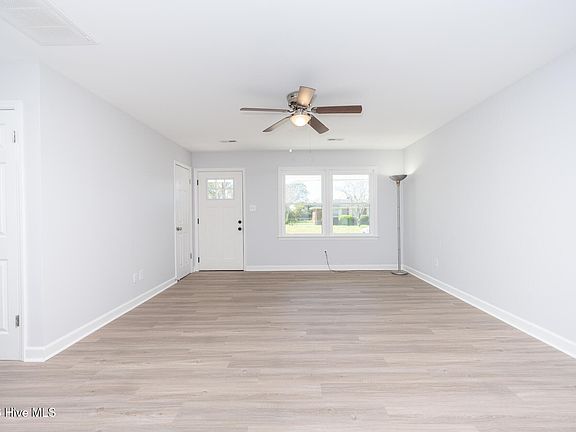 5th image of 1737 Lexington Drive