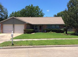 6603 Coachgate Dr, Spring, TX 77373