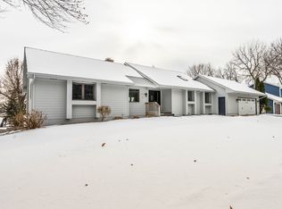 2636 E Regency Ct, Sioux Falls, SD 57103