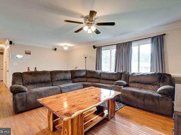 4th image of 13209 Kephart Ln