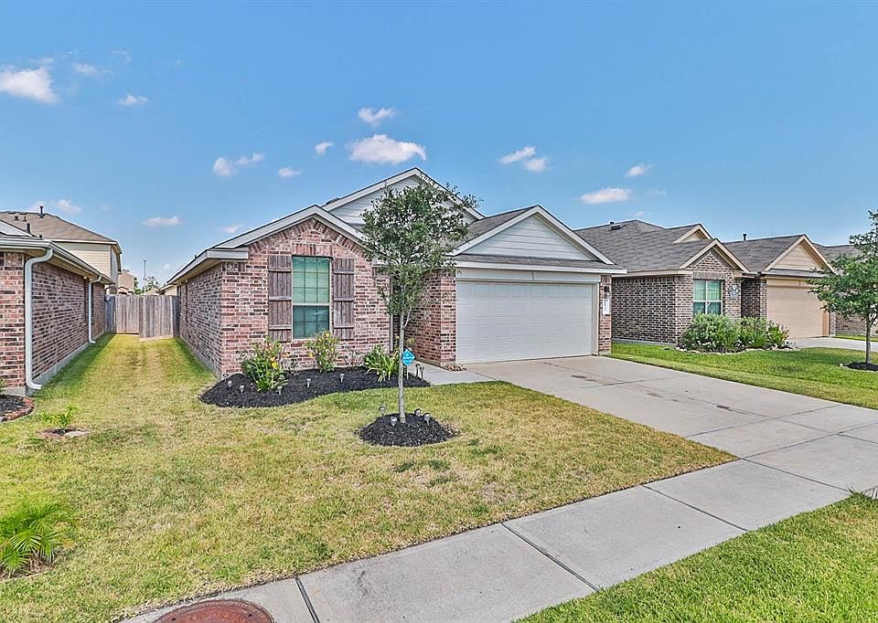 1st image of 1627 Mustang Canyon Way