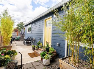 8809 SE Reedway St, Portland, OR 97266