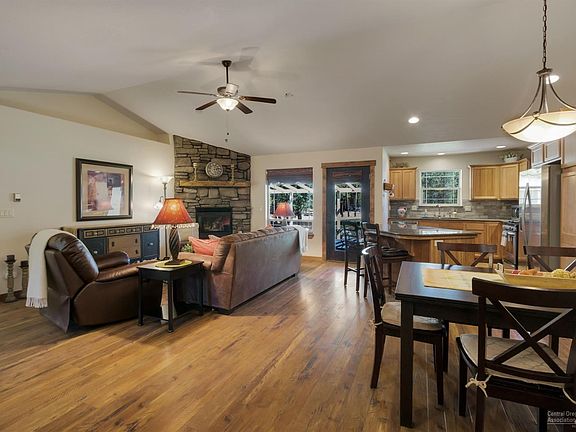 5th image of 145343 Birchwood Dr
