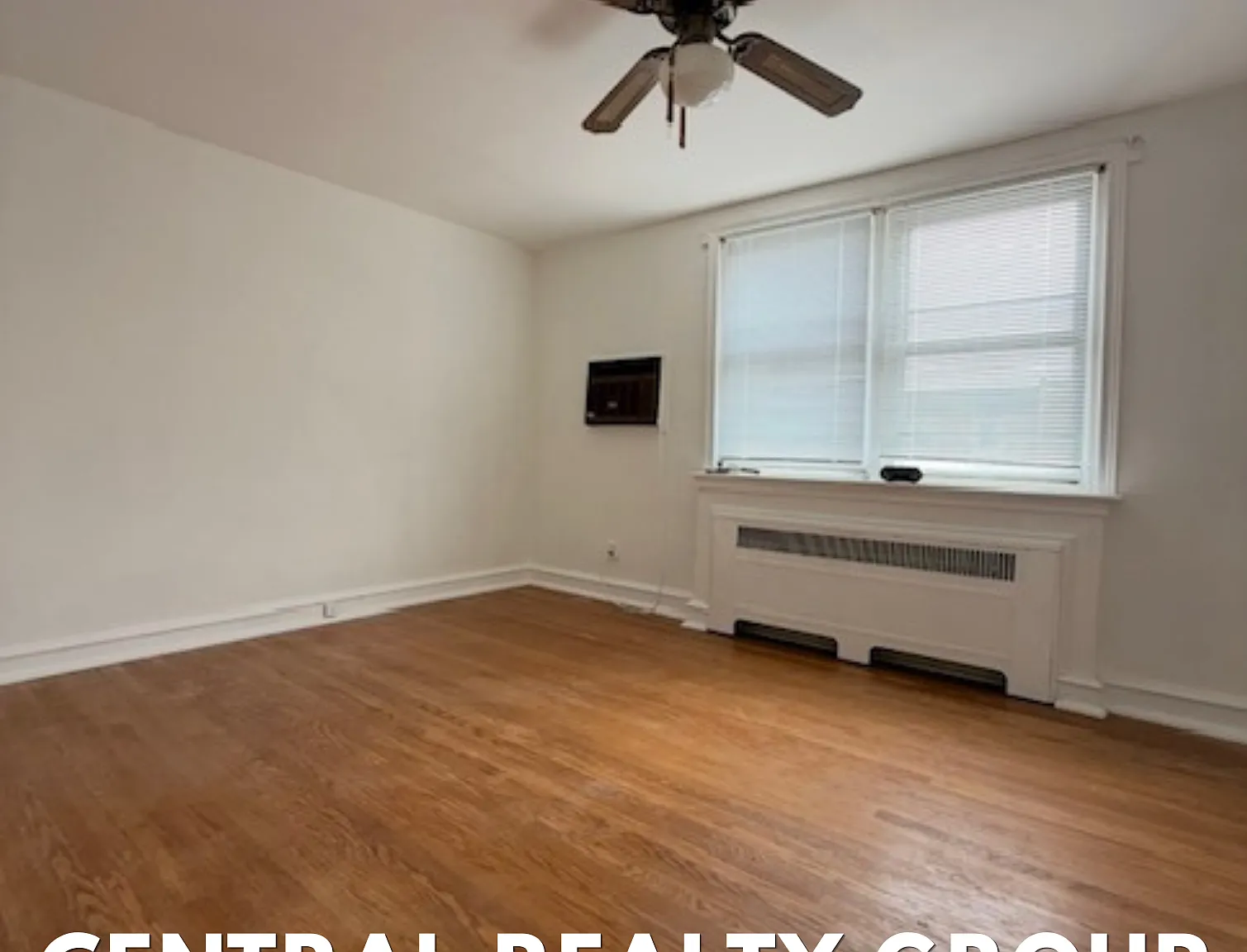 3 bed, 1.5 bath, 1204 sqft, $1,550 — Photo 4