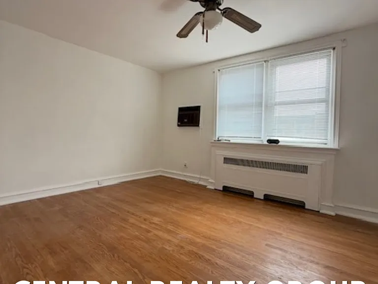 4220 Aldine St — Photo 4