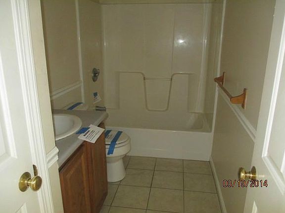 5th image of 96 N Clarendon St