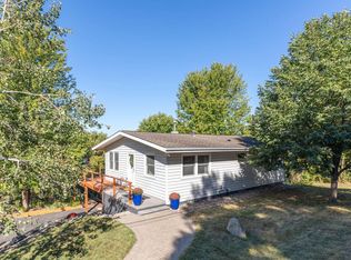 N5081 Sunset Vista Rd, Onalaska, WI 54650