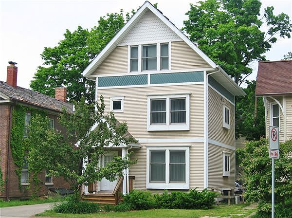 907 E. Huron