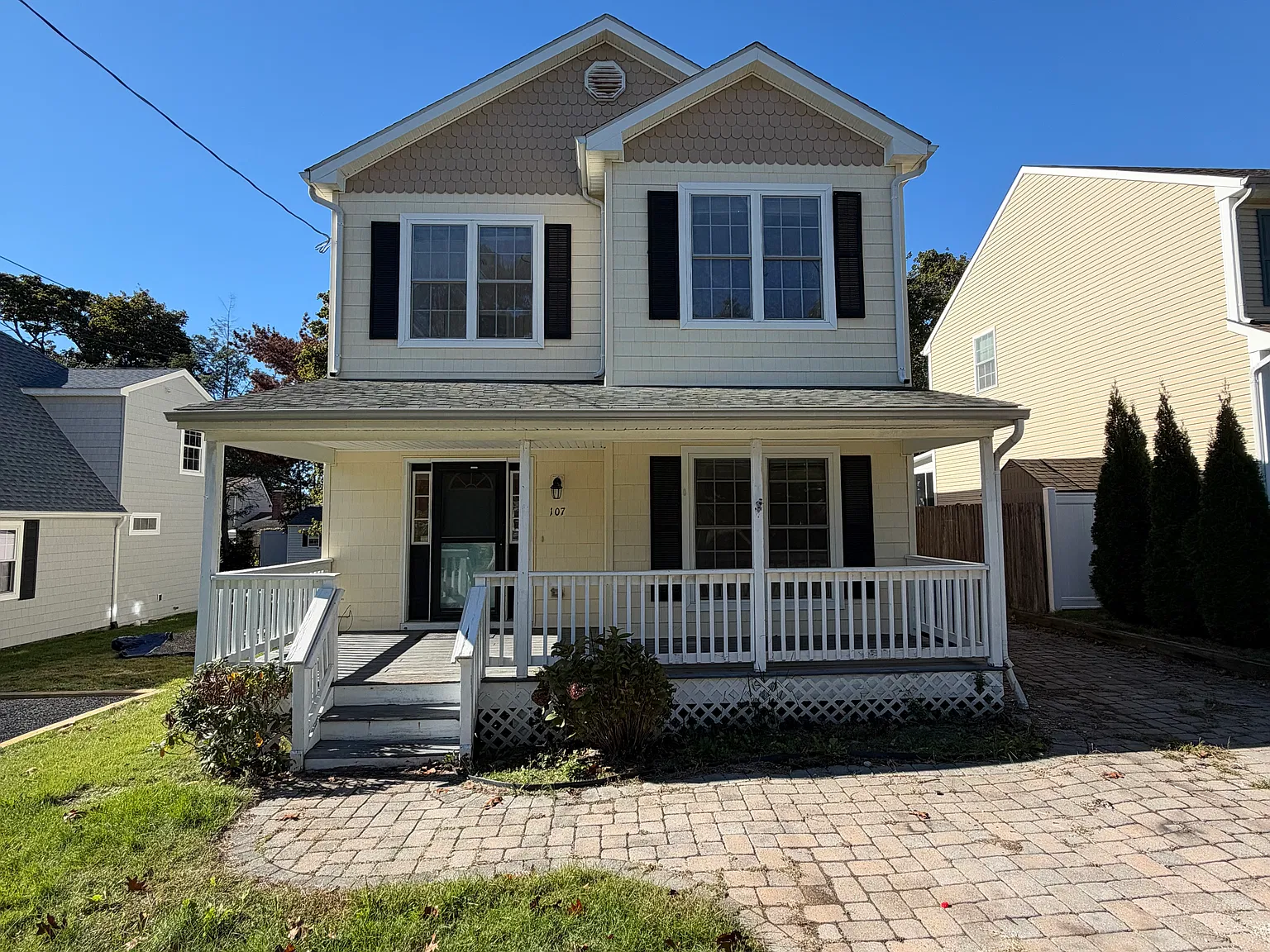 4 bed, 1944 sqft, $3,300 — Photo 2