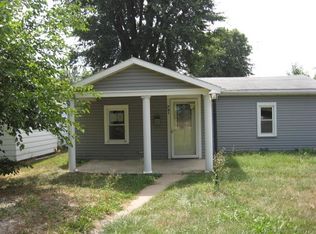 721 E Piper St, Macomb, IL 61455