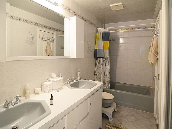 Double Sink Bathroom