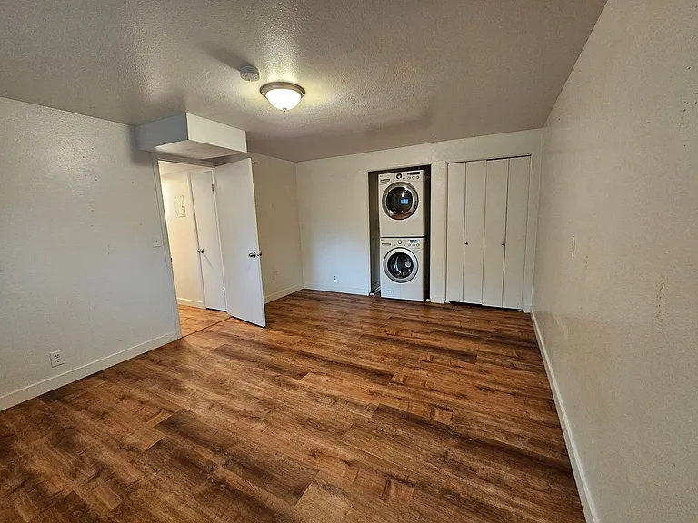 2707 S Adams Street — Photo 10