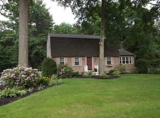 494 Forest Hills Rd, Springfield, MA 01128