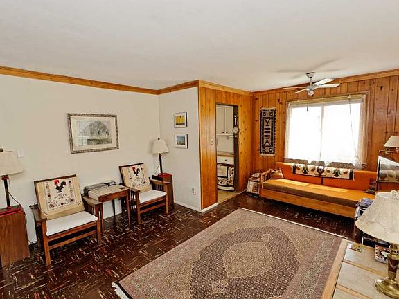 3rd image of 30 Prince Ct