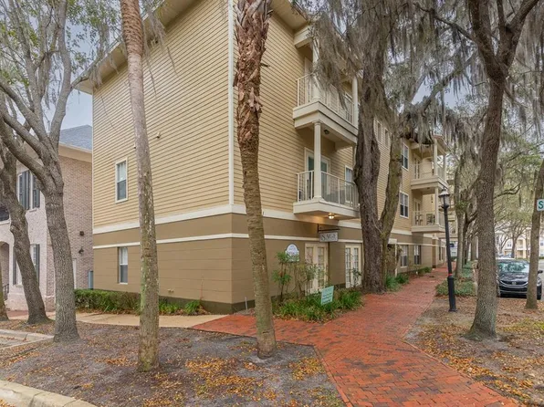 4850 SW 91st Ter APT 301, Gainesville, FL 32608