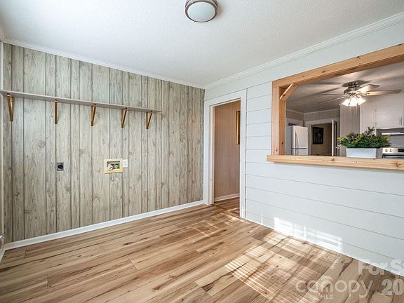 2nd image of 5588 River Bend Rd