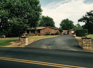 102 Coopertown Rd, Russellville, KY 42276