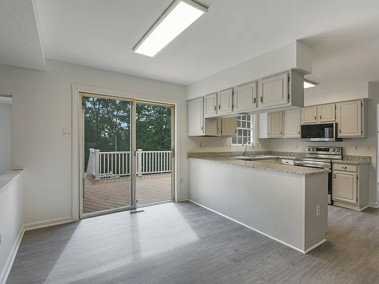 91 Premier Ct — Photo 14