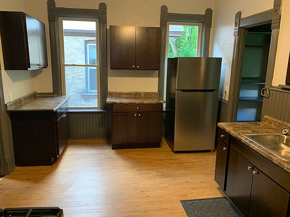 2nd image of 1516 N Jackson St #1516A