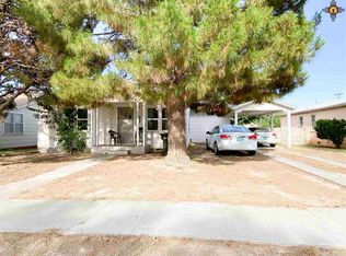 922 N Thomas St, Carlsbad, NM 88220