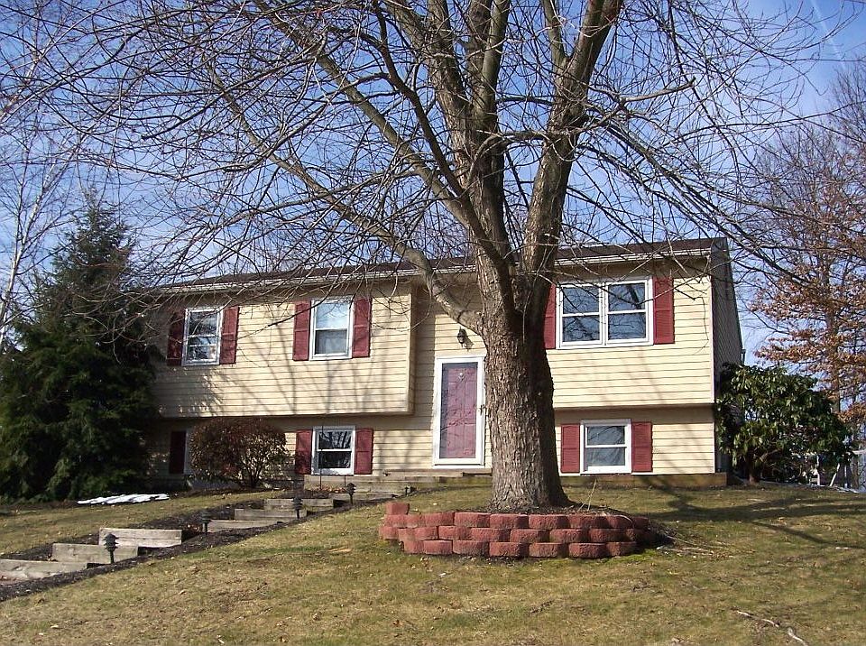 1st image of 50 Longstreet Dr
