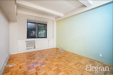 Rented by (Legacy) Elegran