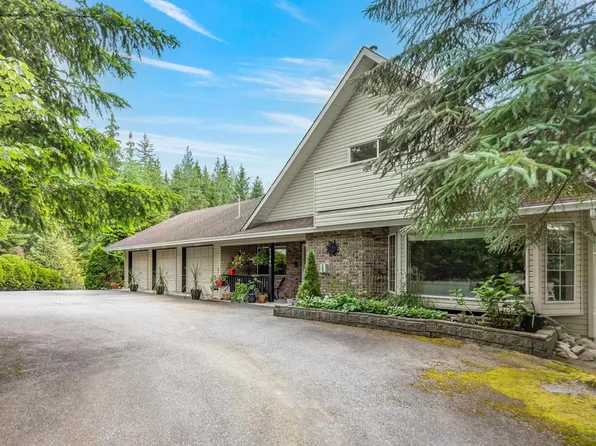 27740 Sayers Cres, Maple Ridge, BC V2W 1N4