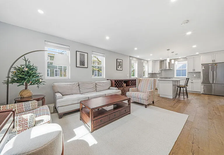 75 Prince St #75 — Photo 11