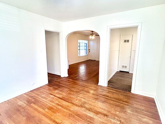 4th image of 7307 Broadway St APT 4