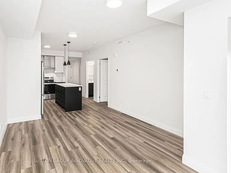 153 Wilson St W #105 — Photo 11