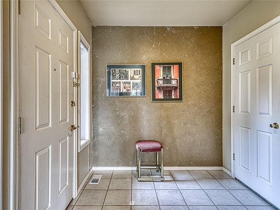 4th image of 2019 14th Ave NW APT F152